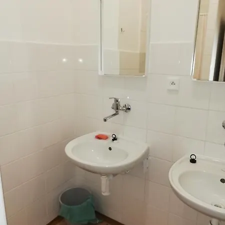 Bytový Dům Most