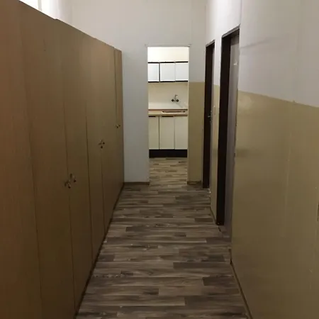 Auberge de jeunesse Bytovy Dum *